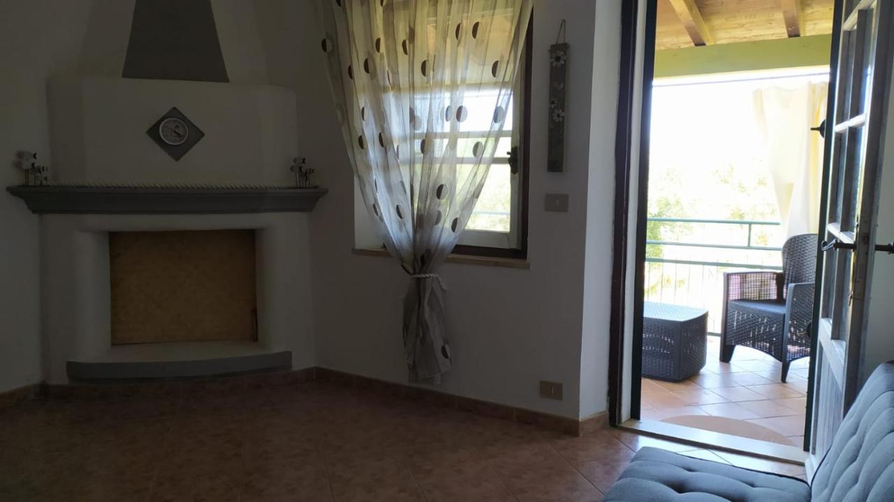 Villarosa Lotzorai Habitación foto