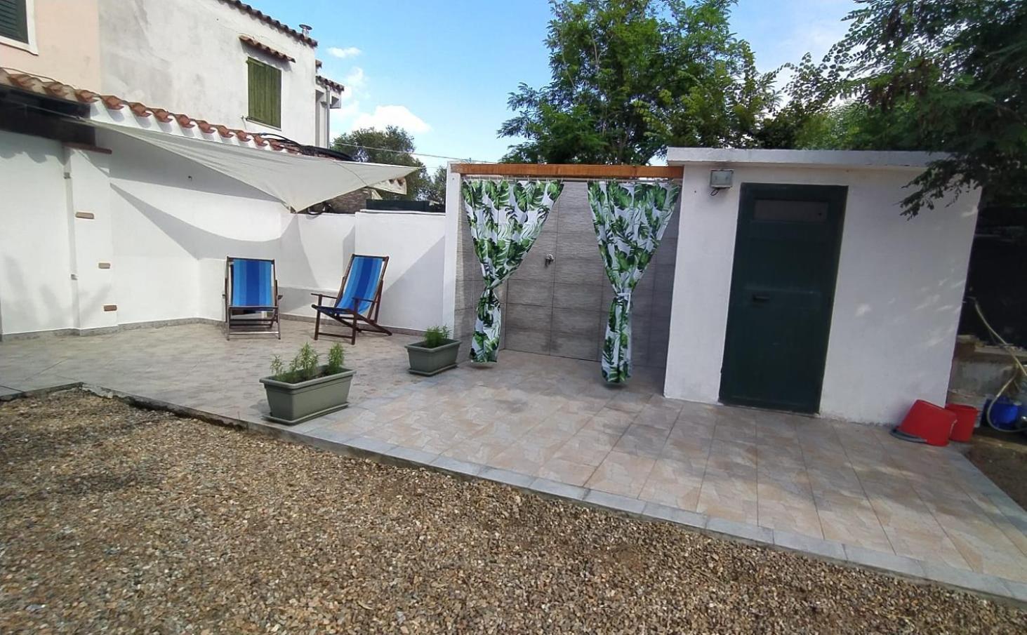 Villarosa Lotzorai Habitación foto