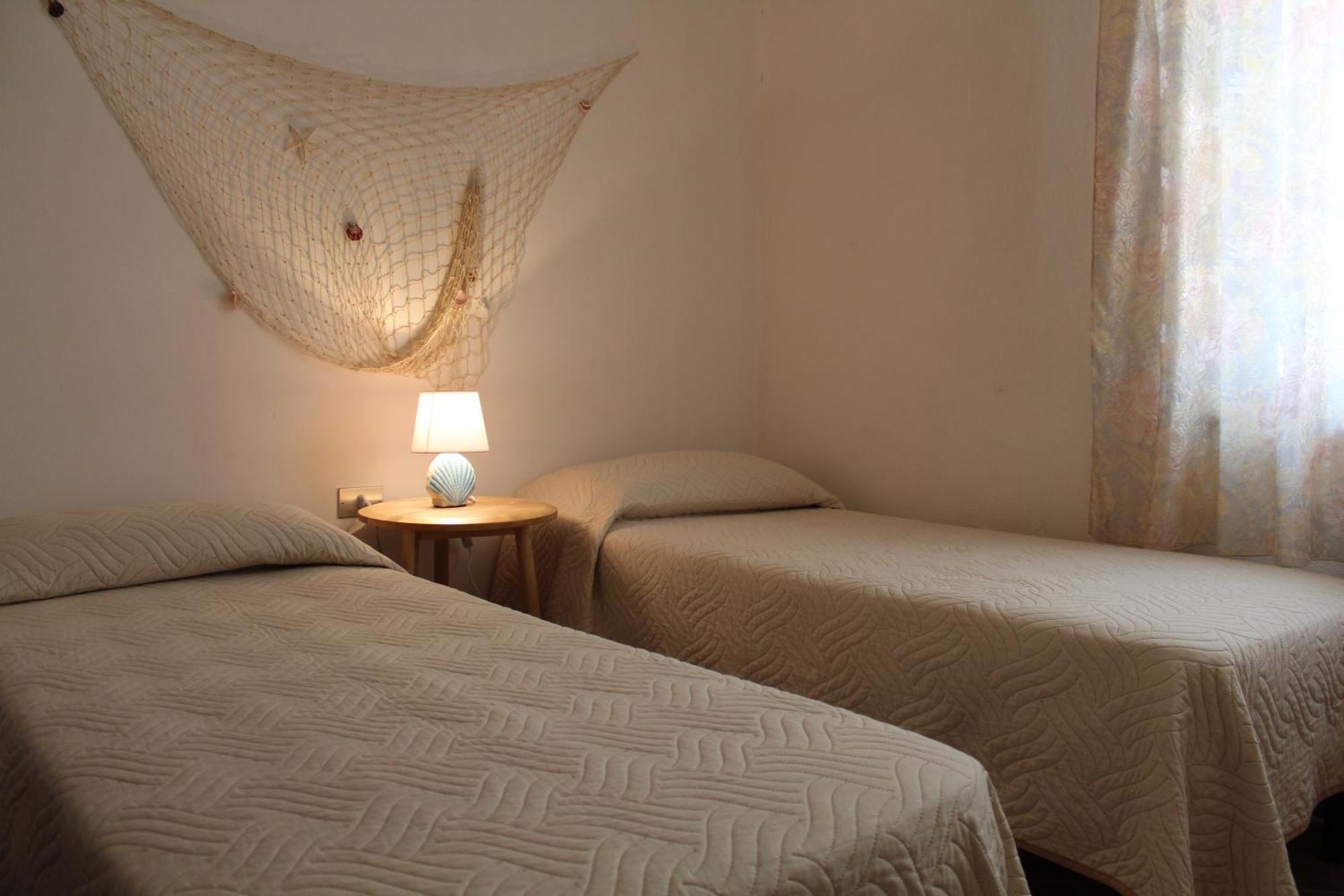 Villarosa Lotzorai Habitación foto